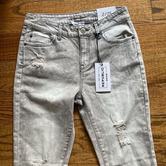 For The Republic Denim Distressed Gray Ankle Skinny Jeans Size 2/25 New - Picture 3 of 8